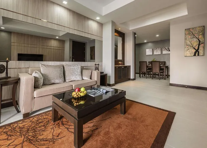 Grand Mercure Asoke 5*